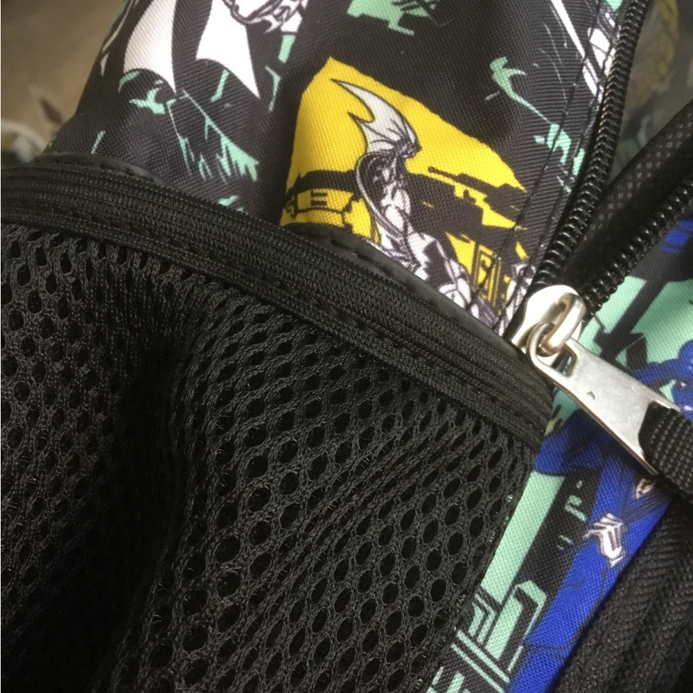 Batman Backpack - Picture 3 of 7